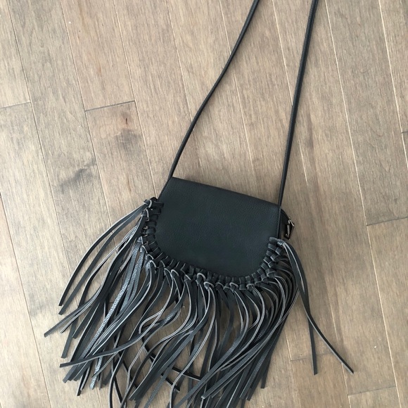 Black bag with ruffled 🖤 - Picture 3 of 3